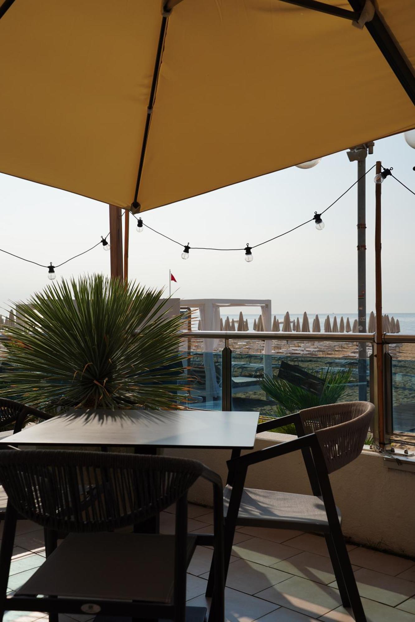 Delaville Frontemare 3*