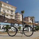 Hotel Delaville Frontemare