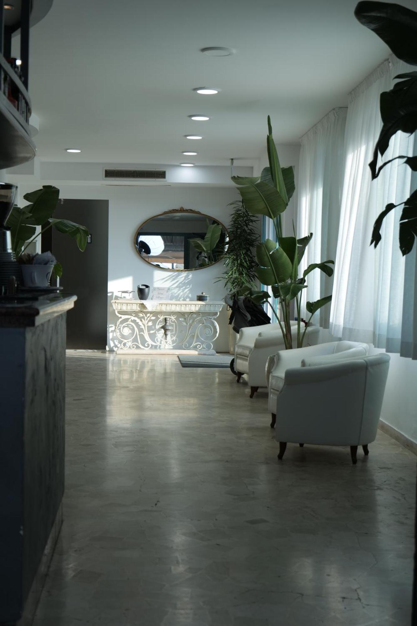 Hotel Delaville Frontemare